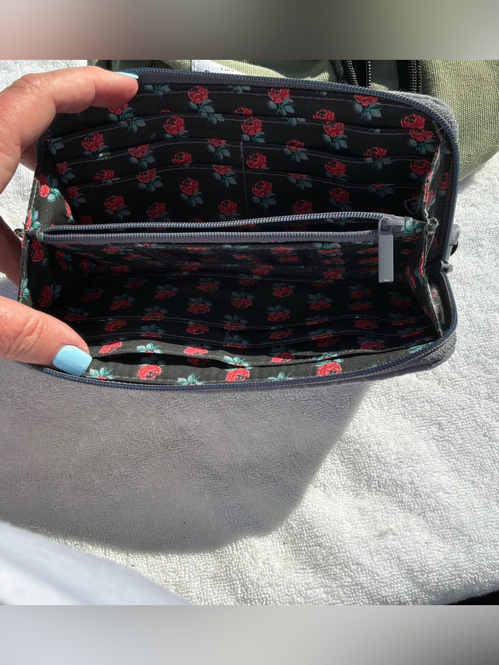 Vera Bradley Black Quilted Zip-Around Wallet - Picture 2 of 2